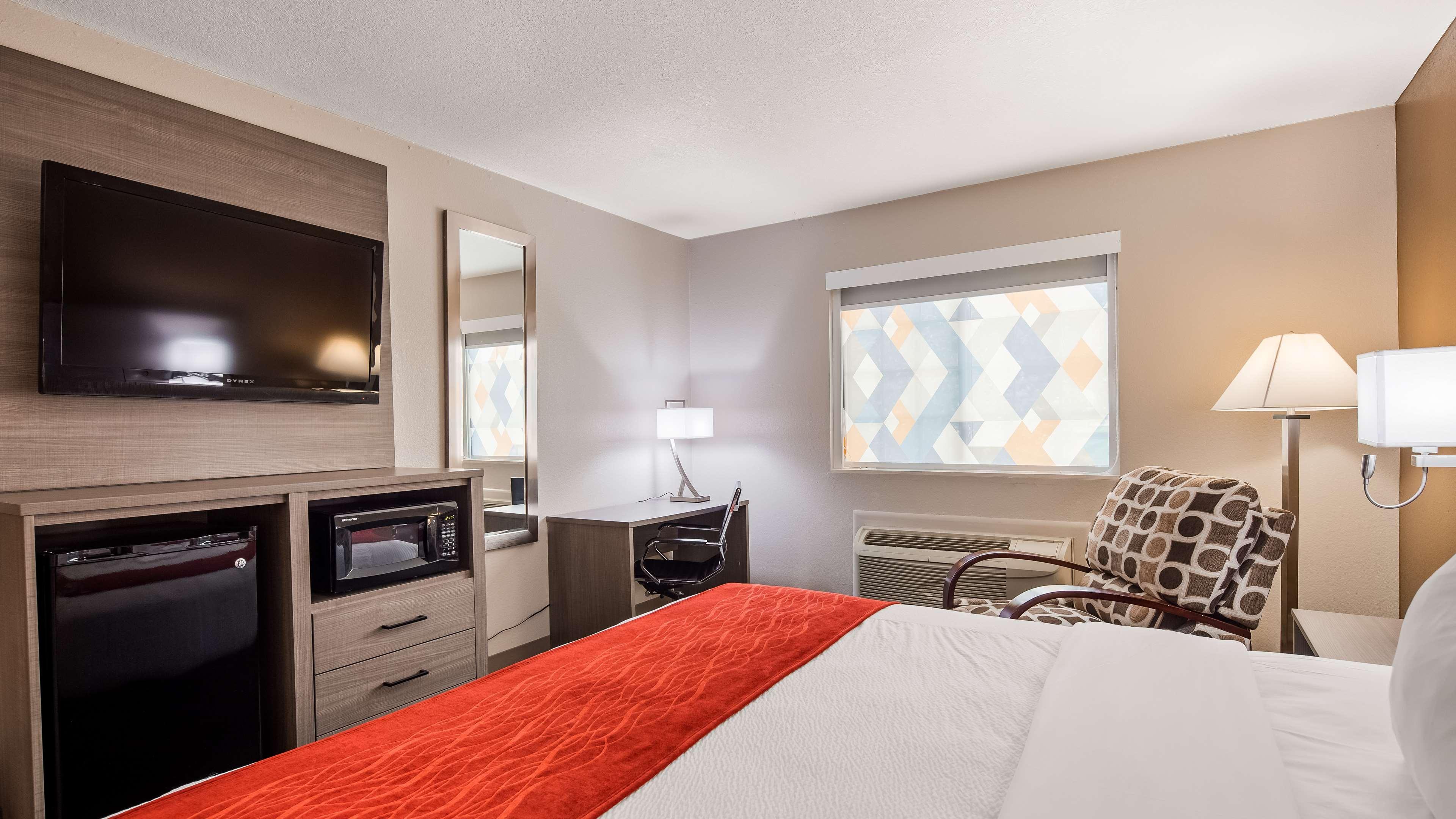 Surestay Plus Hotel By Best Western Kearney Exterior photo