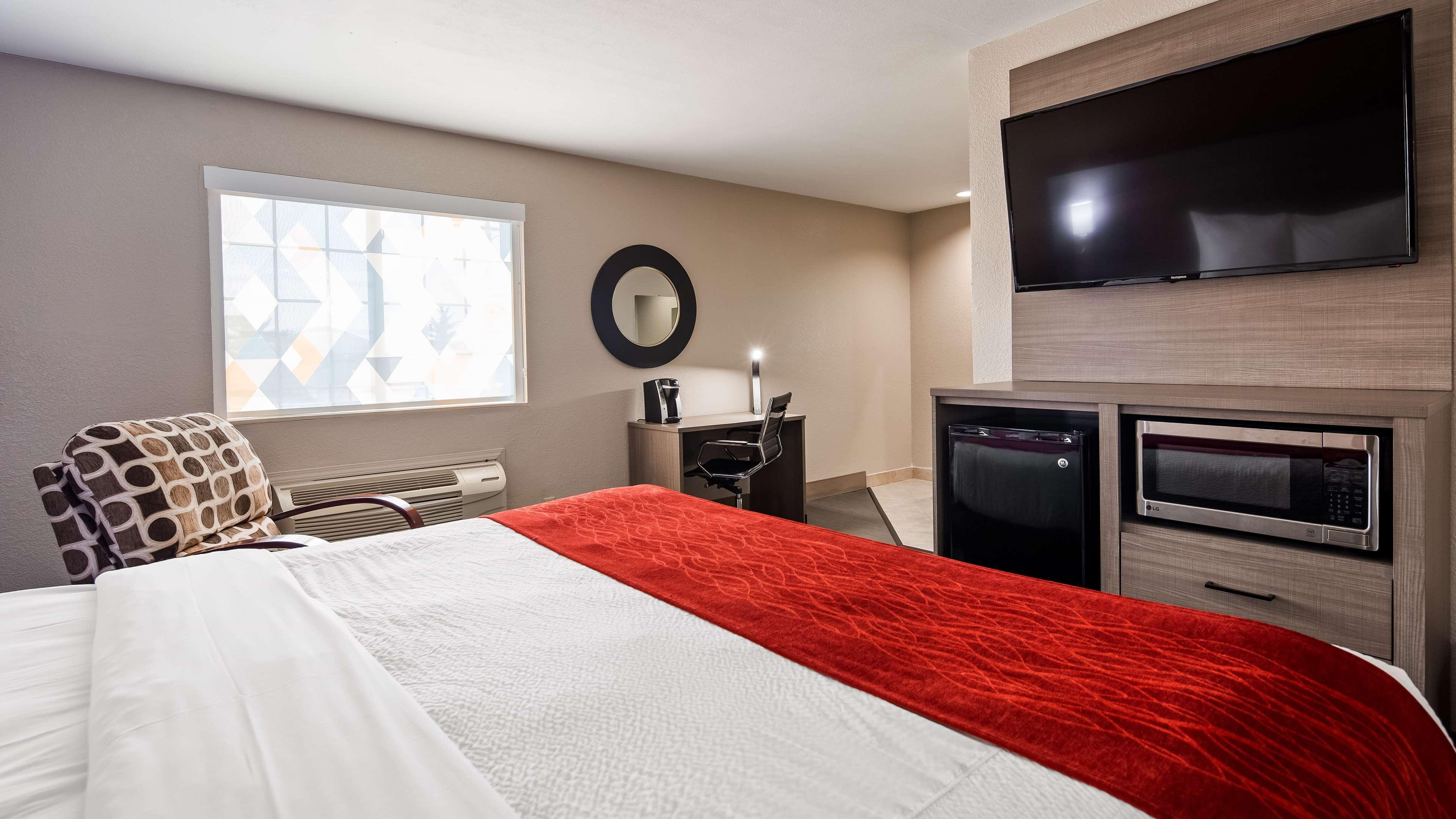 Surestay Plus Hotel By Best Western Kearney Exterior photo