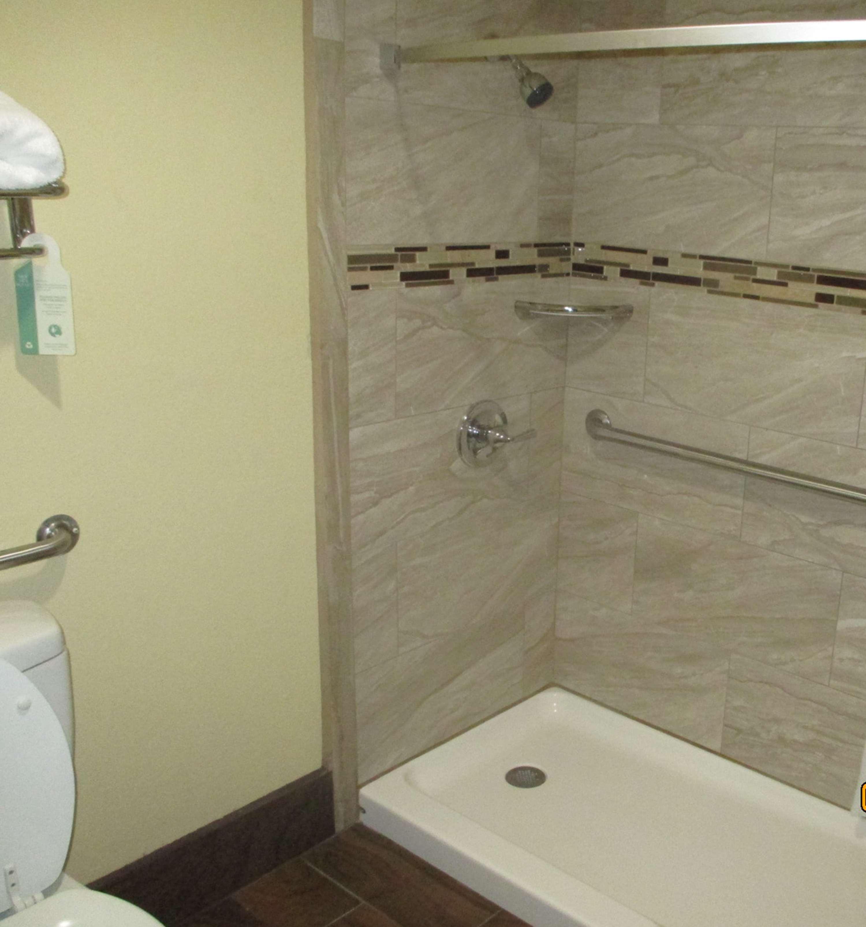Surestay Plus Hotel By Best Western Kearney Exterior photo