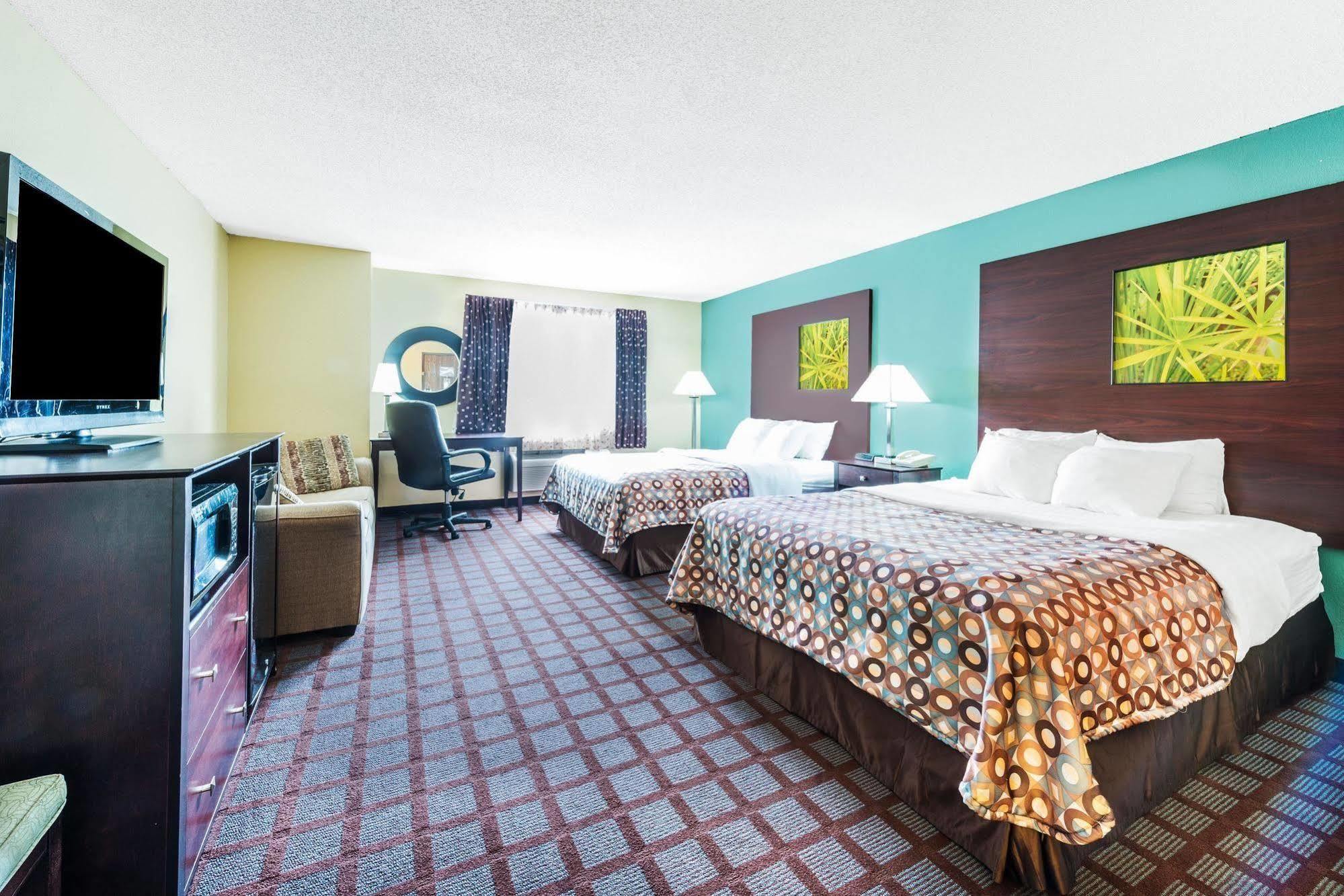 Surestay Plus Hotel By Best Western Kearney Exterior photo
